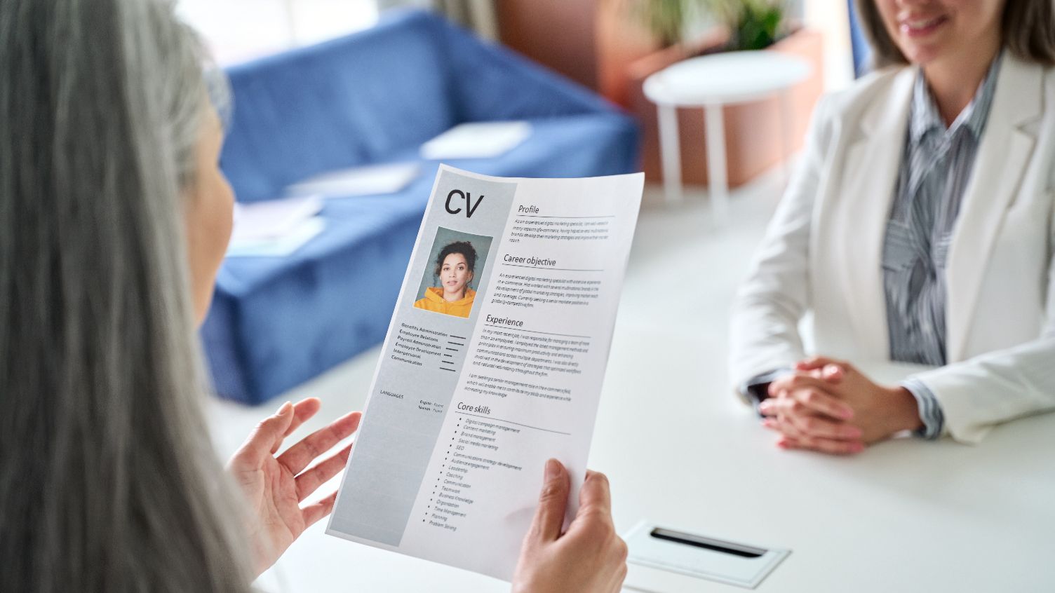 Come scrivere un CV efficace: 5 consigli per attirare l’attenzione di chi seleziona